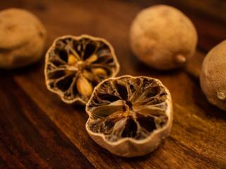 Dry Yellow Lemon